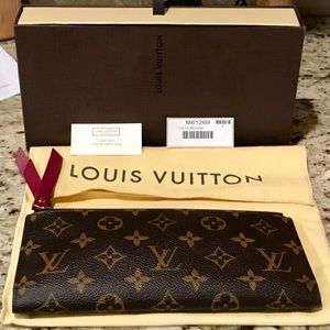 adele wallet lv